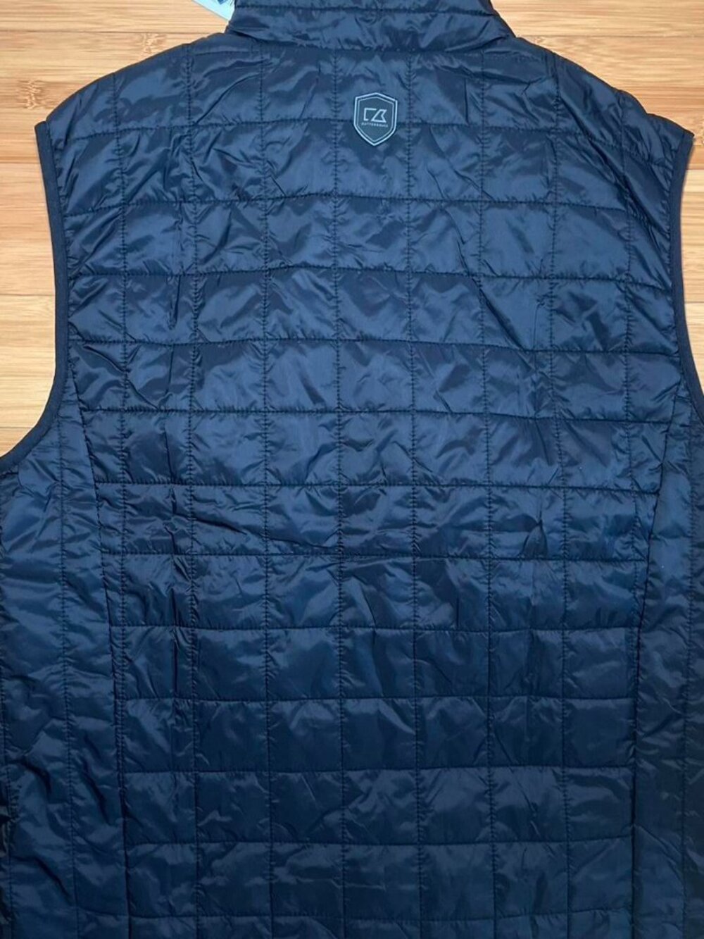 Cutter & Buck Men’s Black Vest, Brand New With Tags and Packaging, Size M - Picture 5 of 5